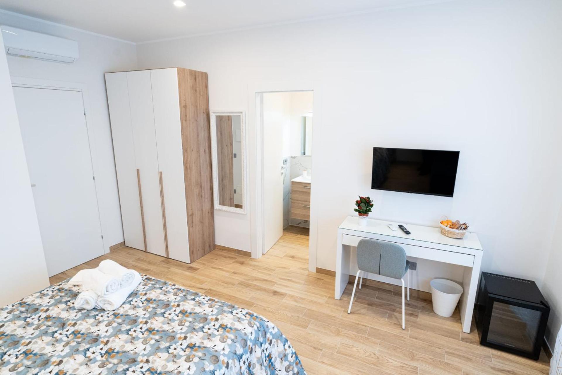 La Dolce Vita Rooms Rome Bagian luar foto