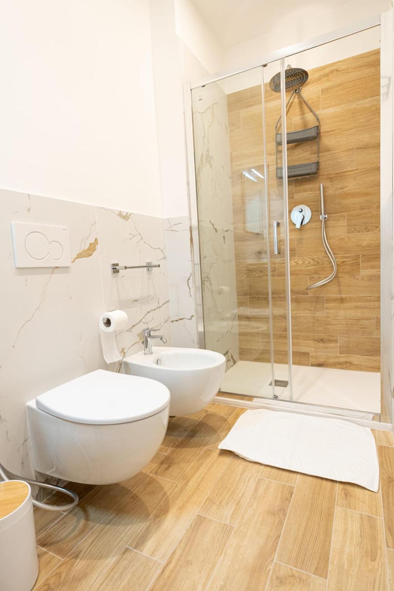 La Dolce Vita Rooms Rome Bagian luar foto