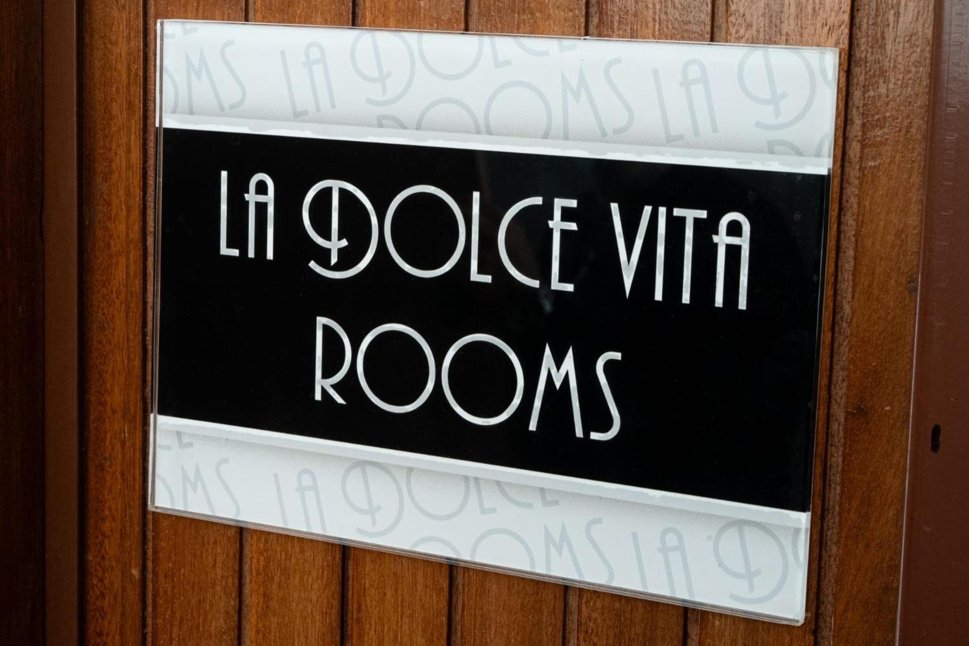 La Dolce Vita Rooms Rome Bagian luar foto
